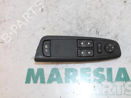 Used Switch FIAT STILO (192_) 1.8 16V (192AXC1A, 192BXC1A) (133 hp) 31464428