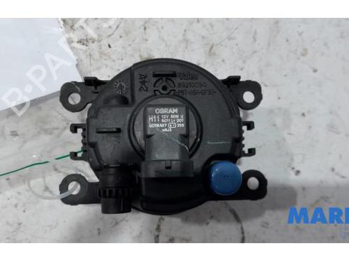 left-front-fog-light-renault-megane-iii-hatchback-bz01_-b3_-2008-31438497 main image