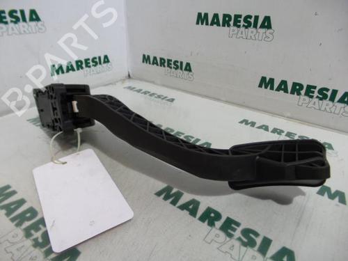electronic-module-citroen-c4-picasso-i-mpv-ud_-2006-2007-2008-2009-2010-2011-2012-2013-2014-2015-31388213 main image