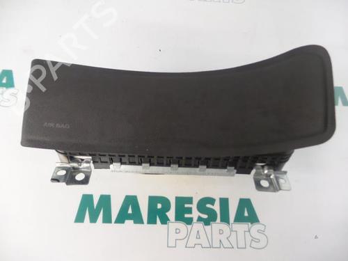 Used Knee airbag ALFA ROMEO 159 Sportwagon (939_) 2.2 JTS (939BXB1B, 939BXB11) (185 hp) 31397891