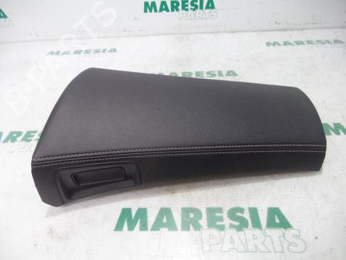 Used Glove box CITROËN C-CROSSER (VU_, VV_) 2.2 HDi (156 hp) 31506091