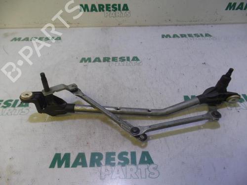 Used Front wipers mechanism RENAULT MEGANE III Hatchback (BZ0/1_, B3_) 1.5 dCi (BZ09, BZ0D, BZ1W, BZ29, BZ14) (110 hp) 31453989