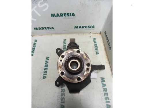 Used Left front steering knuckle RENAULT LAGUNA II (BG0/1_) 1.9 dCi (BG08, BG0G) (120 hp) 31520055