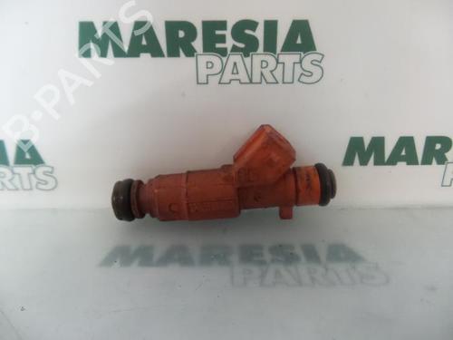 Used Injector ALFA ROMEO 147 (937_) 1.6 16V T.SPARK (937.AXA1A, 937.AXB1A, 937.BXB1A) (120 hp) 31440080