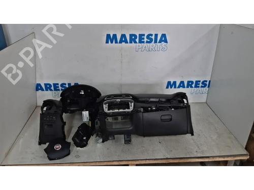 Used Driver airbag FIAT PUNTO EVO (199_) 1.3 D Multijet (84 hp) 31390880