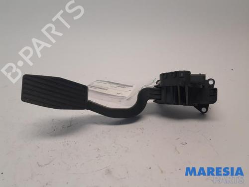 Used Electronic module FIAT PUNTO EVO (199_) 1.3 D Multijet (84 hp) 31527413