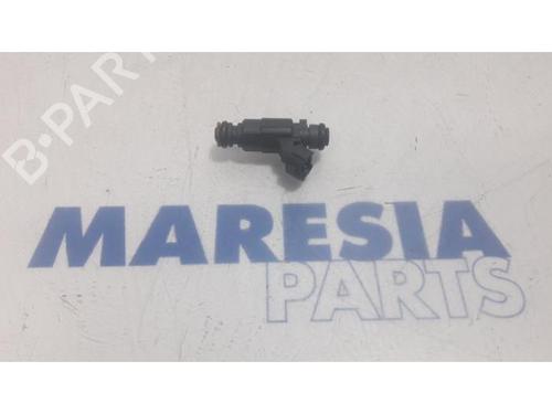 Used Injector PEUGEOT 208 I (CA_, CC_) 1.0 VTi (68 hp) 31402510