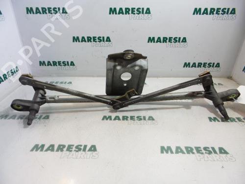 Used Front wipers mechanism CITROËN C5 II (RC_) 2.0 16V (RCRFJB, RCRFJC) (140 hp) 31421465