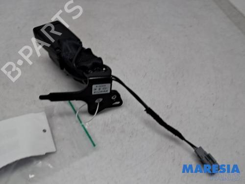 Used Seat buckle Seat buckle RENAULT CLIO IV Grandtour (KH_) 1.2 TCe 120 (KHM0) (120 hp) 31498925 31498925