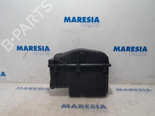 Used Air filter box CITROËN C3 II (SC_) 1.0 VTi 68 (68 hp) 31471418
