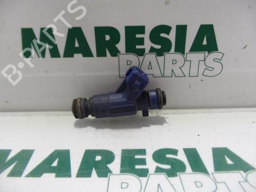 injector-peugeot-206-hatchback-2ac-1998-1999-2000-2001-2002-2003-2004-2005-2006-2007-2008-2009-2010-2011-2012-31445893 main image
