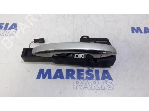 Used Rear right exterior door handle Rear right exterior door handle RENAULT MEGANE IV Grandtour (K9A/M/N_) 1.5 dCi 110 (110 hp) 31437571 31437571