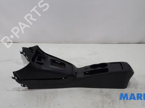 Mittelkonsole ALFA ROMEO GIULIETTA (940_) 1.4 TB (940FXB1A, 940FXB11) (170 hp) 31422234