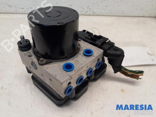Used ABS pump FIAT 500 (312_) 0.9 (312AXP1A) (60 hp) 31418749