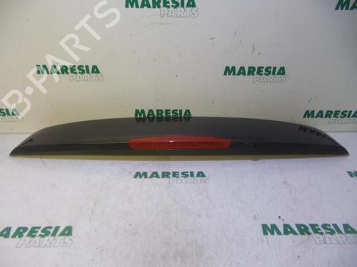 Spoiler bakluke Spoiler bakluke RENAULT LAGUNA II Grandtour (KG0/1_) 2.0 16V IDE (KG0N) (140 hp) 31452889 31452889