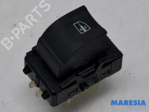 switch-renault-clio-iv-bh_-2012-2013-2014-2015-2016-2017-2018-2019-2020-2021-31426052 main image