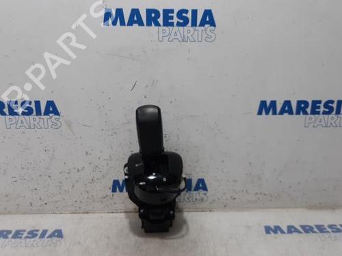 Used Gear lever FIAT PANDA (312_, 319_) 0.9 (312PXG1A) (86 hp) 31426855