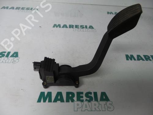 Used Electronic module FIAT PUNTO (188_) 1.2 16V 80 (188.233, .235, .253, .255, .333, .353, .639,... (80 hp) 31410483