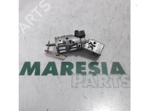 Used Ignition barrel PEUGEOT 407 SW (6E_, 6D_) 2.2 16V (163 hp) 31422528