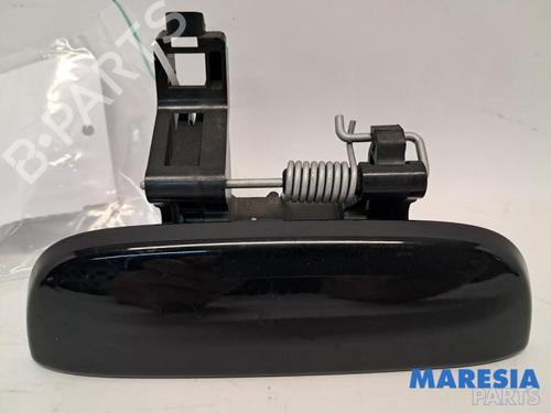 Used Front left exterior door handle RENAULT TWINGO III (BCM_, BCA_) 1.0 SCe 70 (71 hp) 31453819