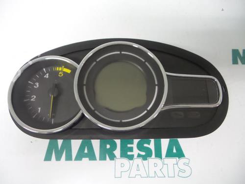 Used Instrument cluster RENAULT MEGANE III Hatchback (BZ0/1_, B3_) 1.5 dCi (BZ0C) (90 hp) 31497119