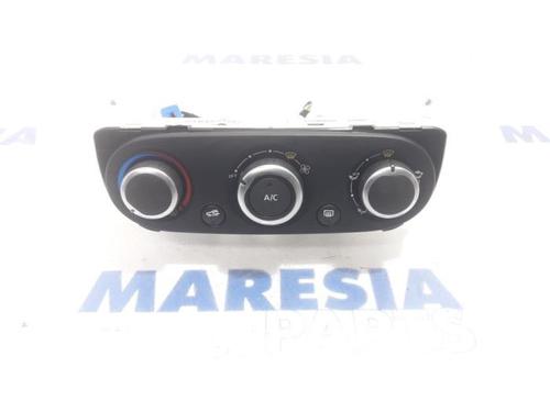 Used Climate control RENAULT CLIO IV Grandtour (KH_) 0.9 TCe 90 (90 hp) 31407545