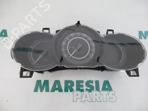 Used Instrument cluster CITROËN C3 II (SC_) 1.6 HDi (92 hp) 31452659