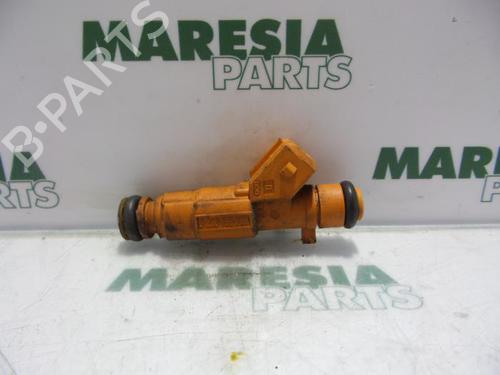 Used Injector ALFA ROMEO SPIDER (916_) 2.0 T.SPARK 16V (916S2B) (155 hp) 31476176