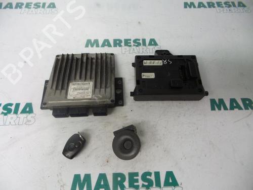 Used Engine control unit (ECU) RENAULT CLIO III (BR0/1, CR0/1) 1.5 dCi (C/BR0G, C/BR1G) (68 hp) 31513987