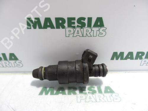 Used Injector LANCIA DELTA II (836_) 1.8 i.e. (836AE) (103 hp) 31489528