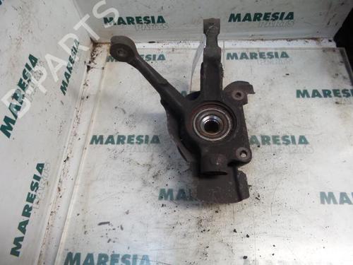 Left front steering knuckle FIAT SEICENTO / 600 (187_) 1.1 (187AXB, 187AXB1A, 187AXC1A02) | BP31440798M25