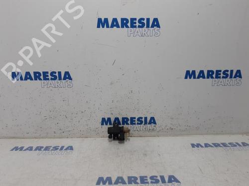 Used Electronic sensor Electronic sensor RENAULT MEGANE III Grandtour (KZ0/1) 1.5 dCi (KZ09, KZ0D, KZ1G, KZ29, KZ14, KZ1W, KZ10, KZ1F,... (110 hp) 31494757 31494757