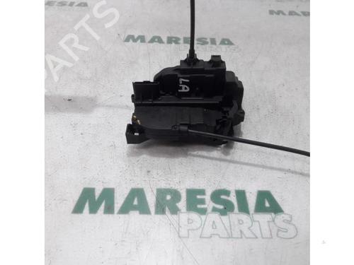 Used Electronic module Electronic module RENAULT MEGANE III Grandtour (KZ0/1) 1.5 dCi (KZ0C, KZ1A) (90 hp) 31462735 31462735