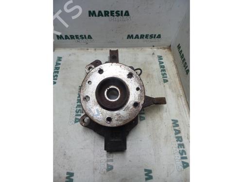 Used Left front steering knuckle RENAULT GRAND SCÉNIC III (JZ0/1_) 1.4 16V (JZ0F) (131 hp) 31430942