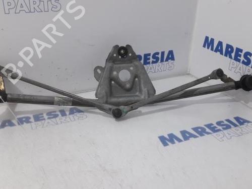 front-wipers-mechanism-renault-kangoo-express-fc01_-1997-31516398 main image