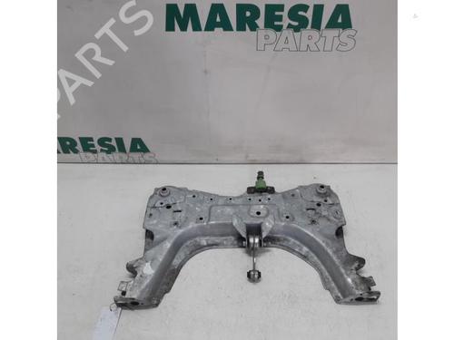 Used Subframe RENAULT CLIO IV (BH_) 0.9 TCe 90 (BHNF, BHMA, BHMH, BHJK, BHJR) (90 hp) 31492345