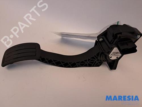 Used Pedal CITROËN C4 Picasso II 1.6 THP 155 (156 hp) 31499390