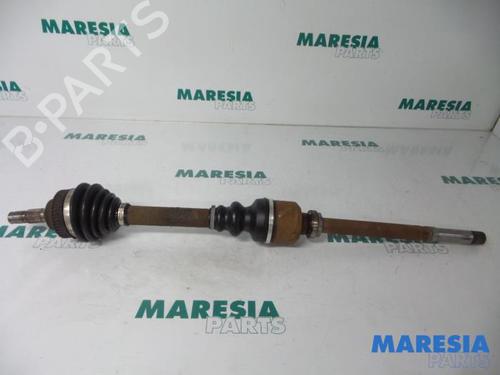 Used Right front driveshaft CITROËN XSARA PICASSO (N68) 1.6 HDi (109 hp) 31393995