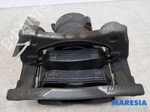 Venstre bremsekaliber foran Venstre bremsekaliber foran RENAULT CAPTUR I (J5_, H5_) 0.9 TCe 90 (90 hp) 39690113 39690113