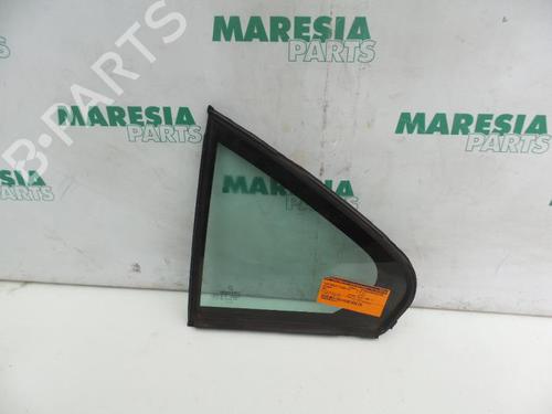 front-left-quarter-glass-peugeot-607-9d-9u-2000-31508899 main image