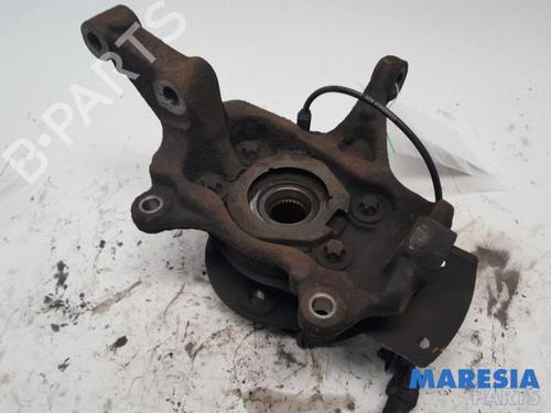 Right front steering knuckle RENAULT TRAFIC III Van (FG_) 1.6 dCi 95 (FGMJ, FGMR) | BP31525154M26