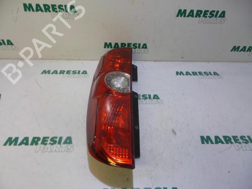 right-taillight-fiat-doblo-cargo-263_-2010-31506949 main image