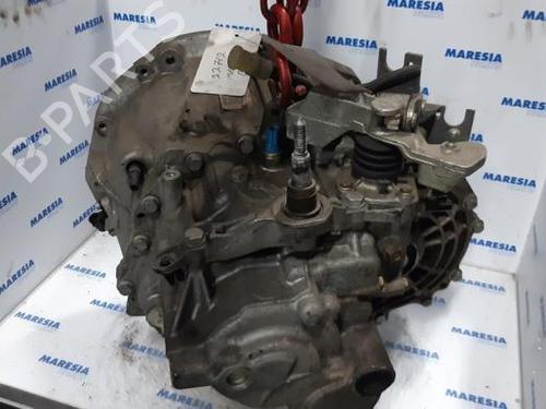 Used Gearbox Gearbox RENAULT MEGANE II Estate (KM0/1_) 1.9 dCi (131 hp) 31399900 31399900