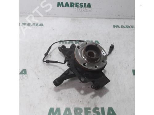 Used Right front steering knuckle RENAULT CLIO IV (BH_) 1.5 dCi 90 (90 hp) 31518276