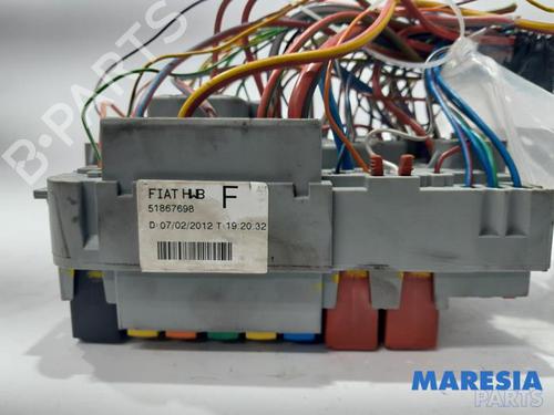 Fuse box FIAT DOBLO Cargo (263_) 1.4 | BP31526903E1 