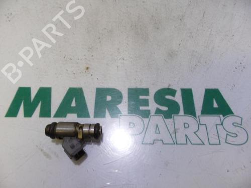 injector-renault-scenic-i-mpv-ja01_-fa0_-1999-2000-2001-2002-2003-2004-2005-2006-2007-2008-2009-2010-31527448 main image