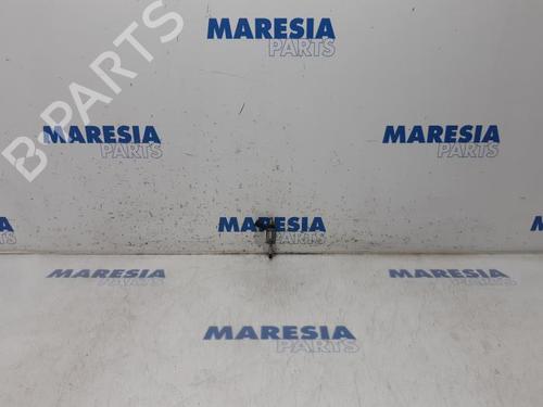 Used Injector RENAULT CLIO IV (BH_) 1.2 TCe 120 (BHM0) (120 hp) 31437393