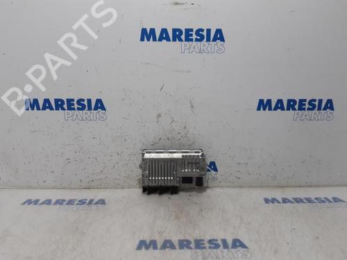 Used Switch PEUGEOT 3008 I MPV (0U_) 1.6 HDi (114 hp) 31451704