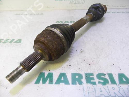 Left front driveshaft RENAULT GRAND SCÉNIC II (JM0/1_) 1.9 dCi (JM0G, JM12, JM1G, JM2C) | BP31493647M38