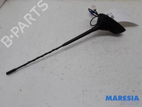 Antenne/Base CITROËN C4 Grand Picasso II (DA_, DE_) 1.6 THP 155 (156 hp) 31401674